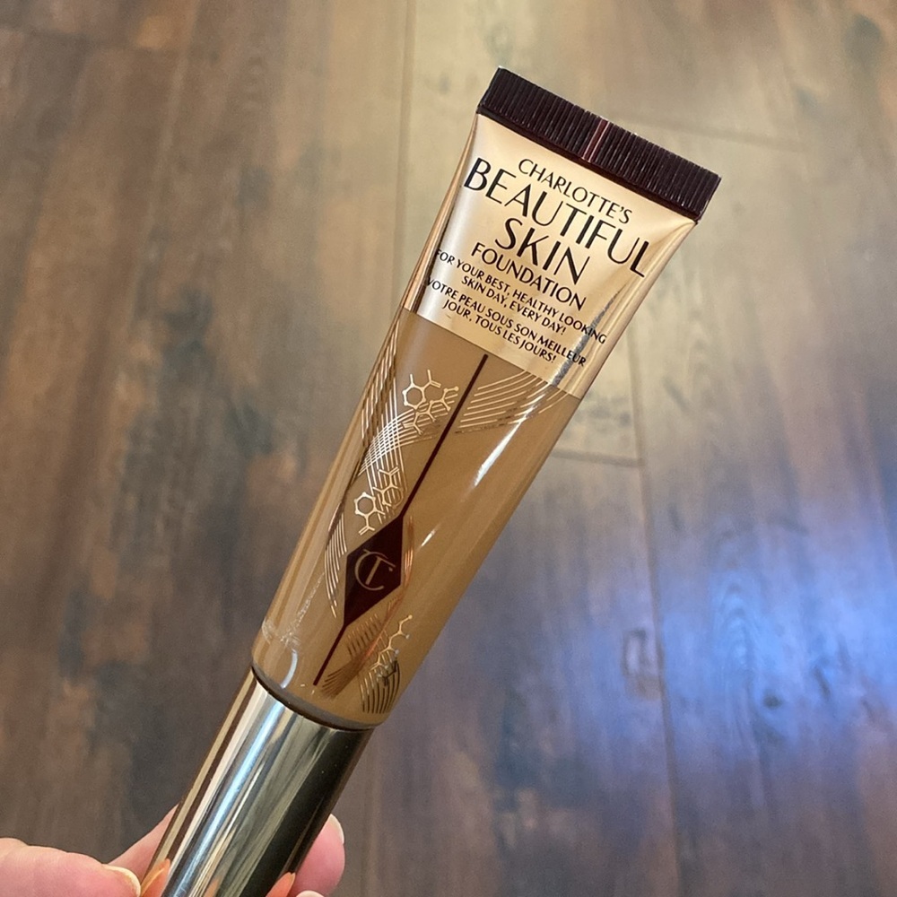 Charlotte Tilbury Make up Beautiful Skin Foundation Shade 11 Neutral - Picture 8 of 8
